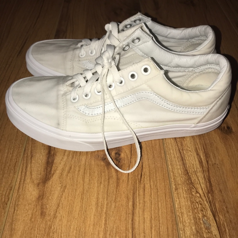 VANS CLASSIC OLD SKOOL white.